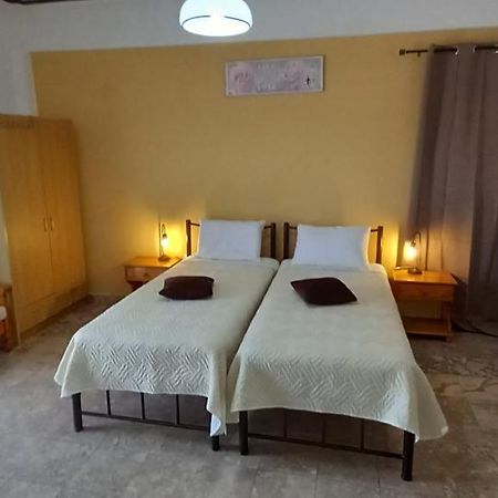 Nikis Apartments Agios Gordios  Eksteriør billede