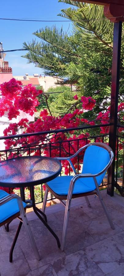 Nikis Apartments Agios Gordios  Eksteriør billede