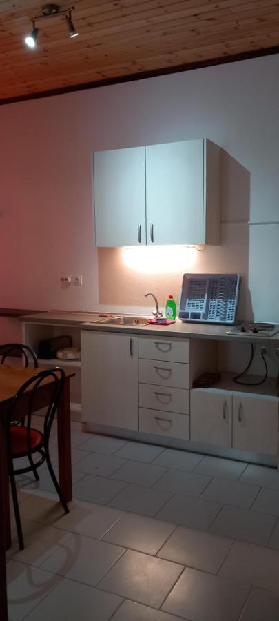 Nikis Apartments Agios Gordios  Eksteriør billede