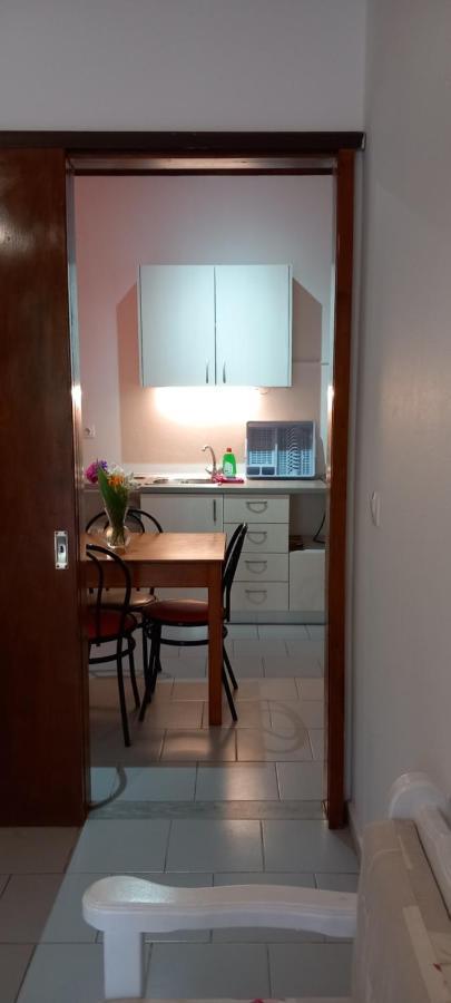 Nikis Apartments Agios Gordios  Eksteriør billede