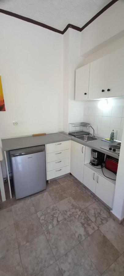 Nikis Apartments Agios Gordios  Eksteriør billede