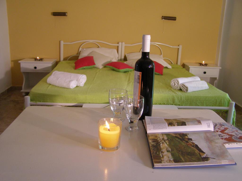 Nikis Apartments Agios Gordios  Værelse billede